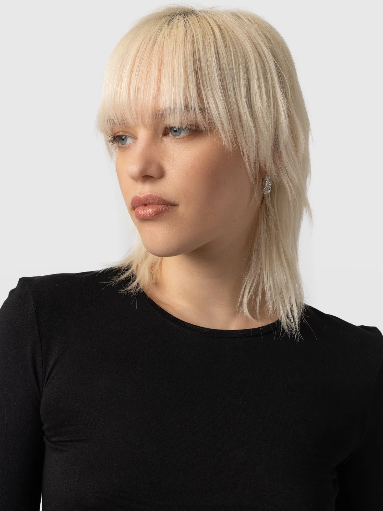 Outlet Saint and Sofia Austen Crew Neck Tee - Black