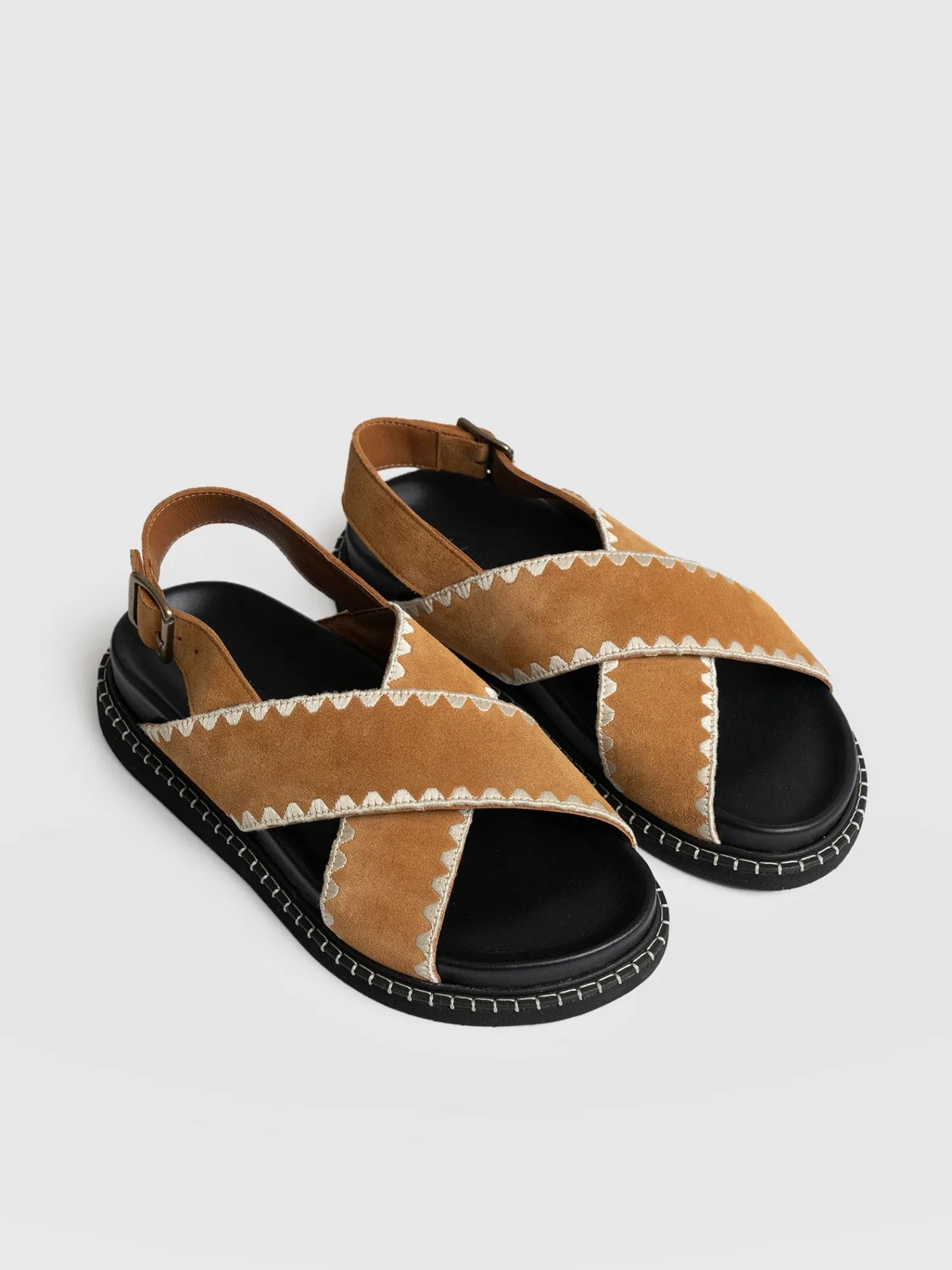 Discount Saint and Sofia Bonnie Cross Over Sandals - Tan