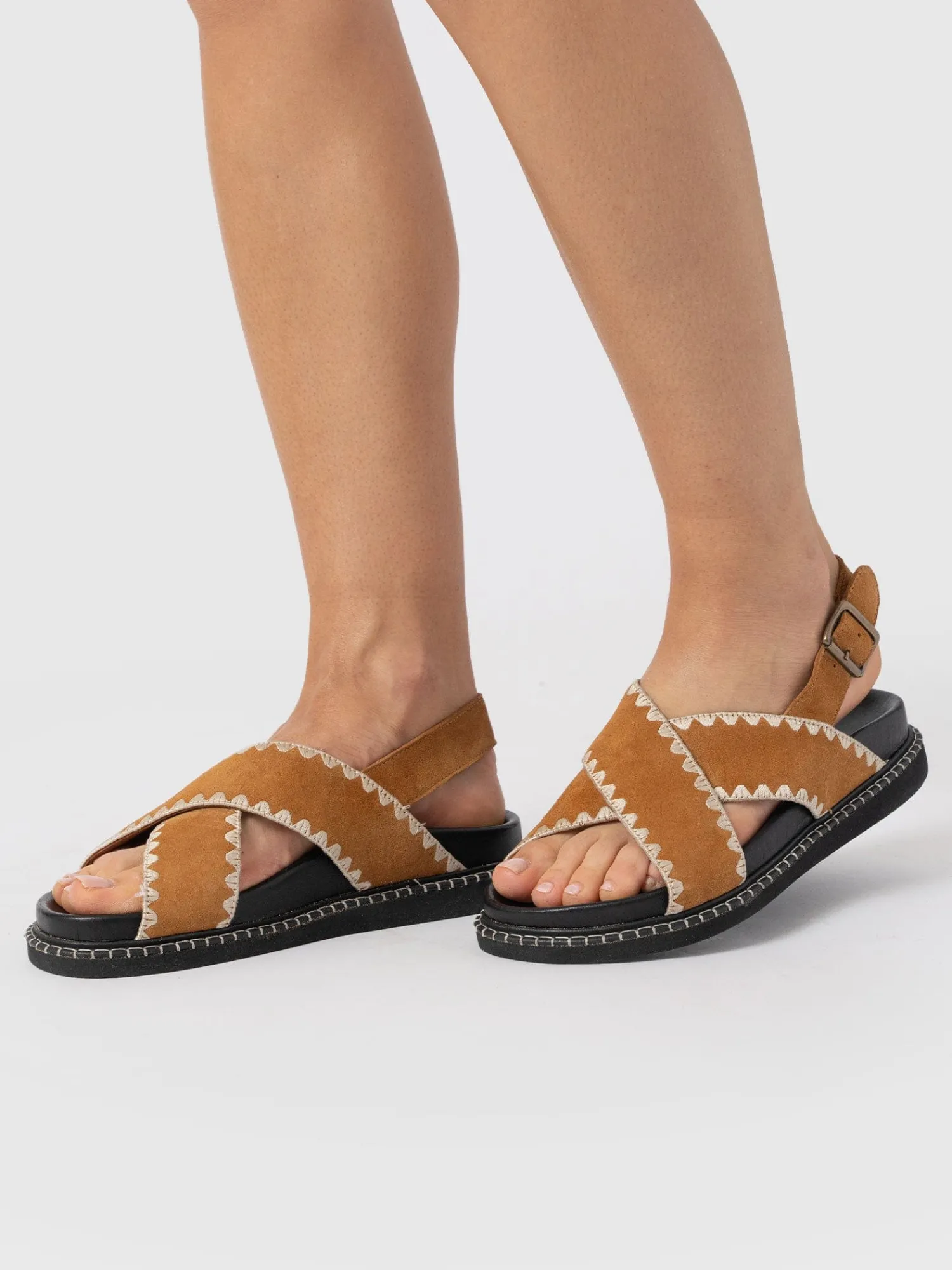 Discount Saint and Sofia Bonnie Cross Over Sandals - Tan