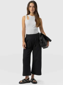 Fashion Saint and Sofia City Culotte - Black Pleats