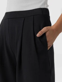 Fashion Saint and Sofia City Culotte - Black Pleats