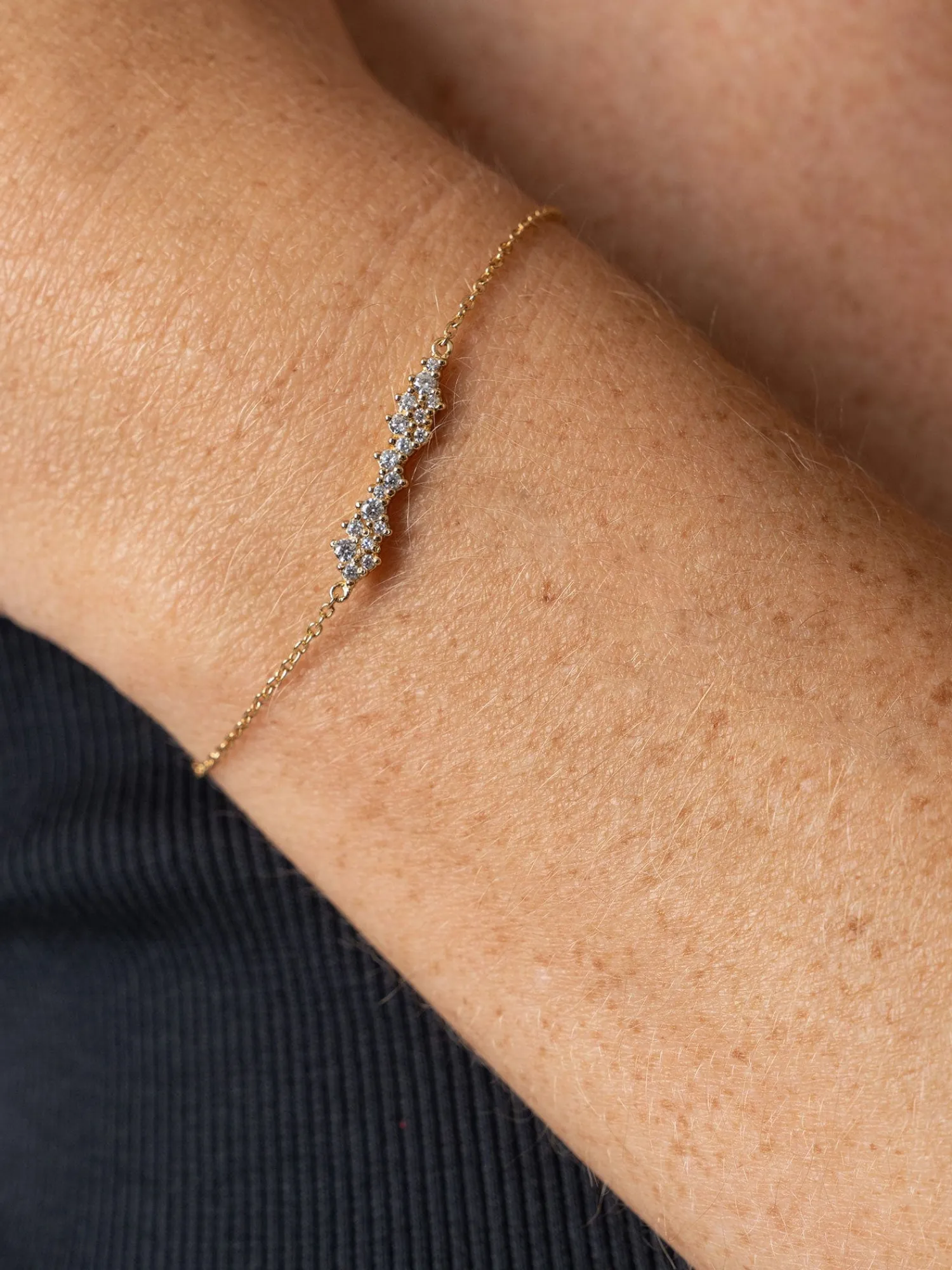 Sale Saint and Sofia Constellation Cluster Bar Bracelet - Gold