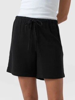 Clearance Saint and Sofia Corinne Linen Short - Black