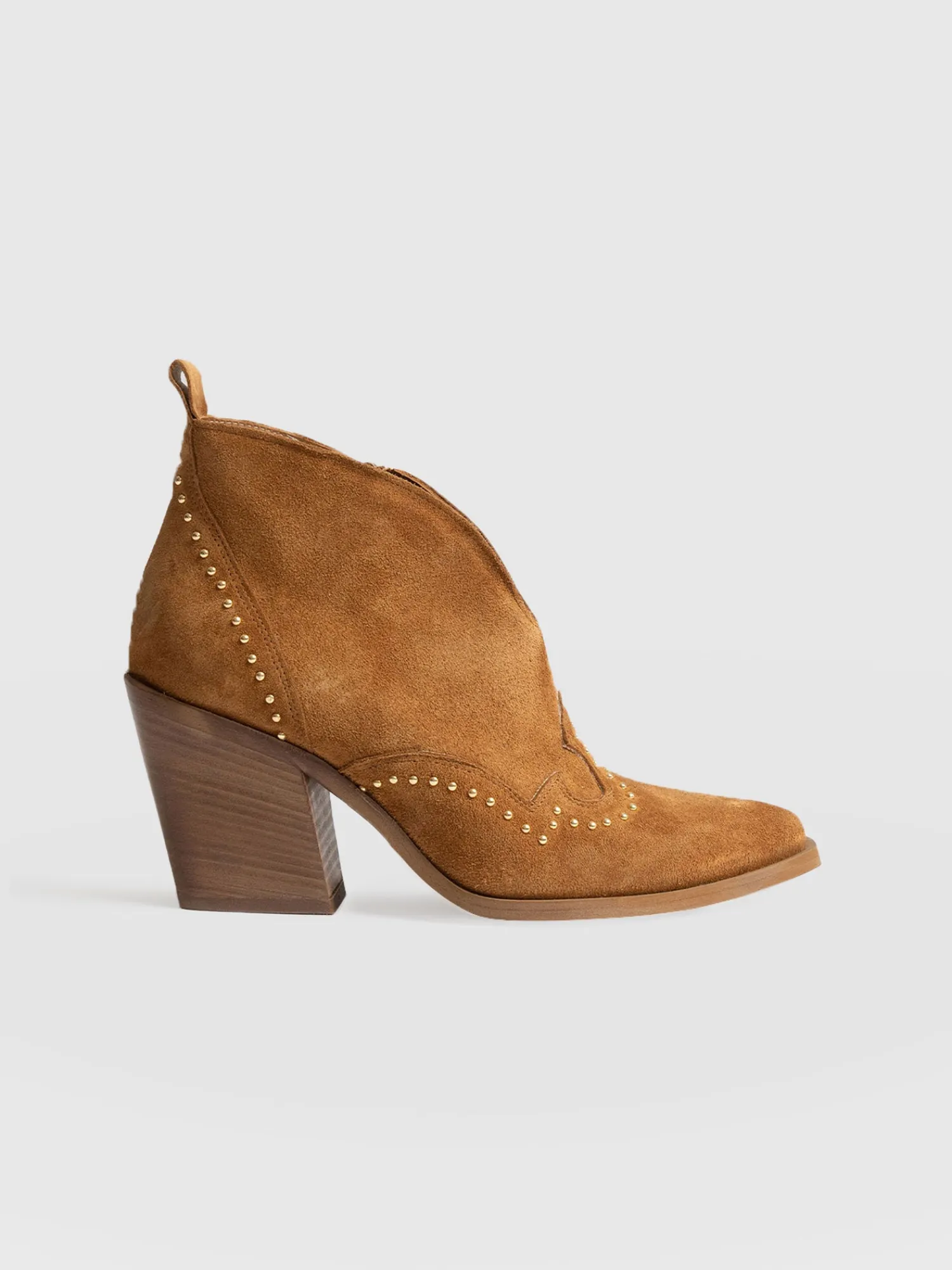 Outlet Saint and Sofia Dallas Studded Ankle Boot - Tan