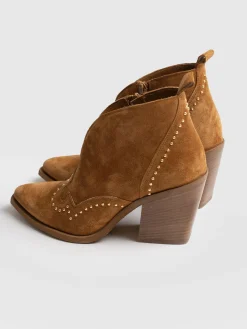 Outlet Saint and Sofia Dallas Studded Ankle Boot - Tan
