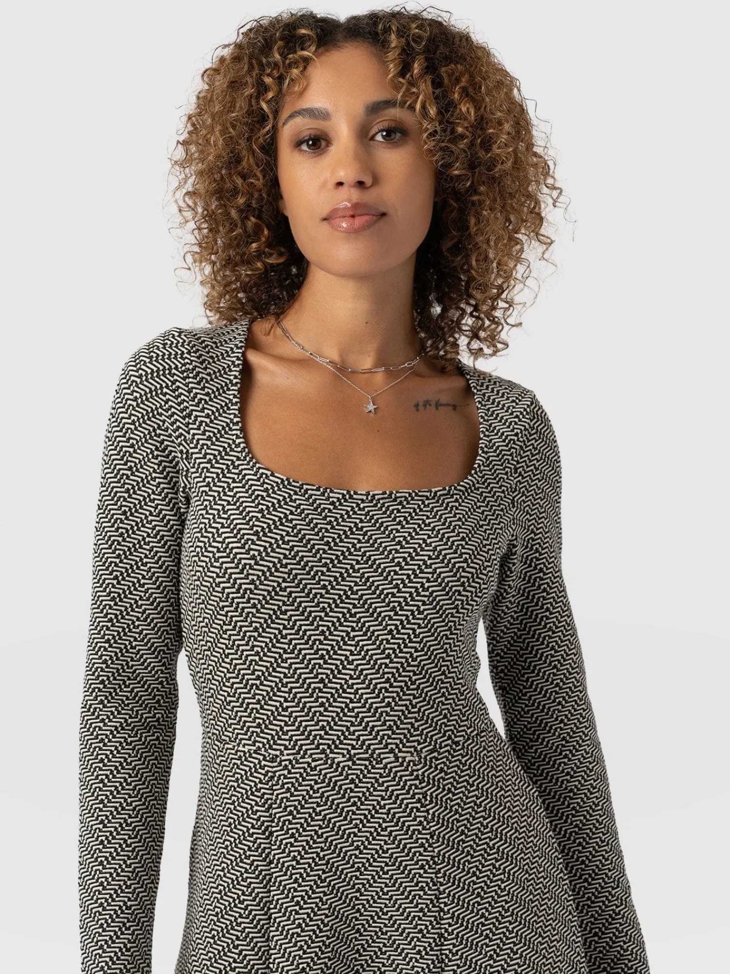 Online Saint and Sofia Darcey Flared Dress - Cream Lurex