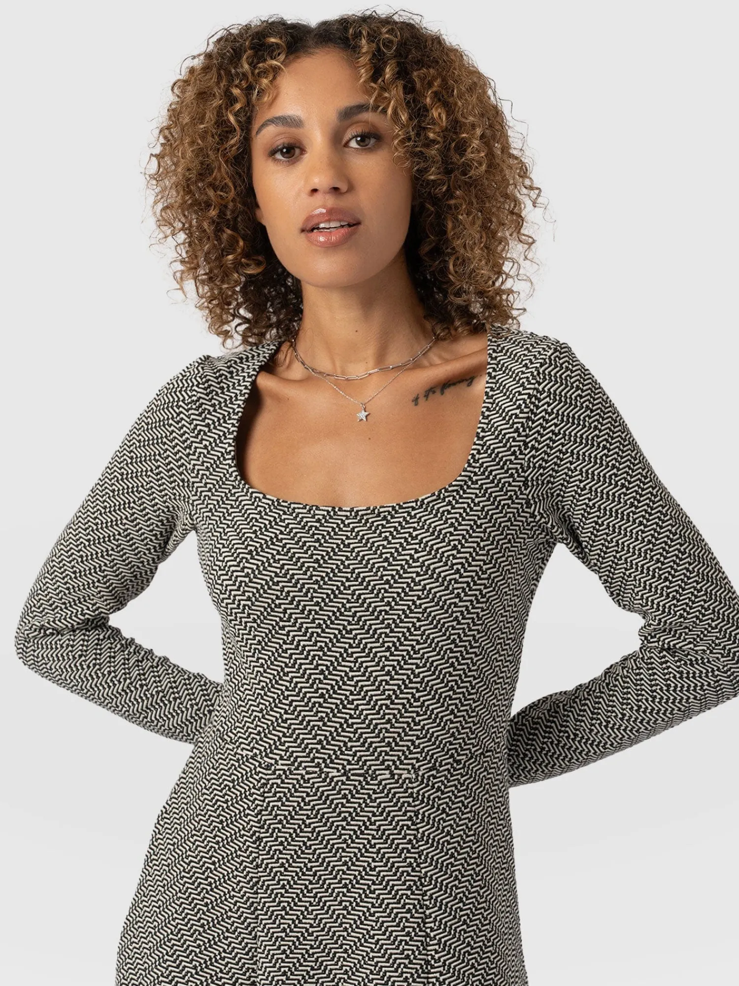 Online Saint and Sofia Darcey Flared Dress - Cream Lurex