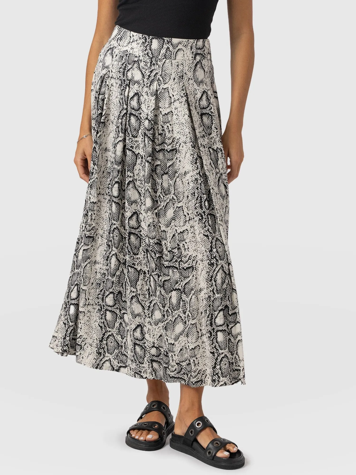 Sale Saint and Sofia Eliza Pleated Skirt - Cream Snake