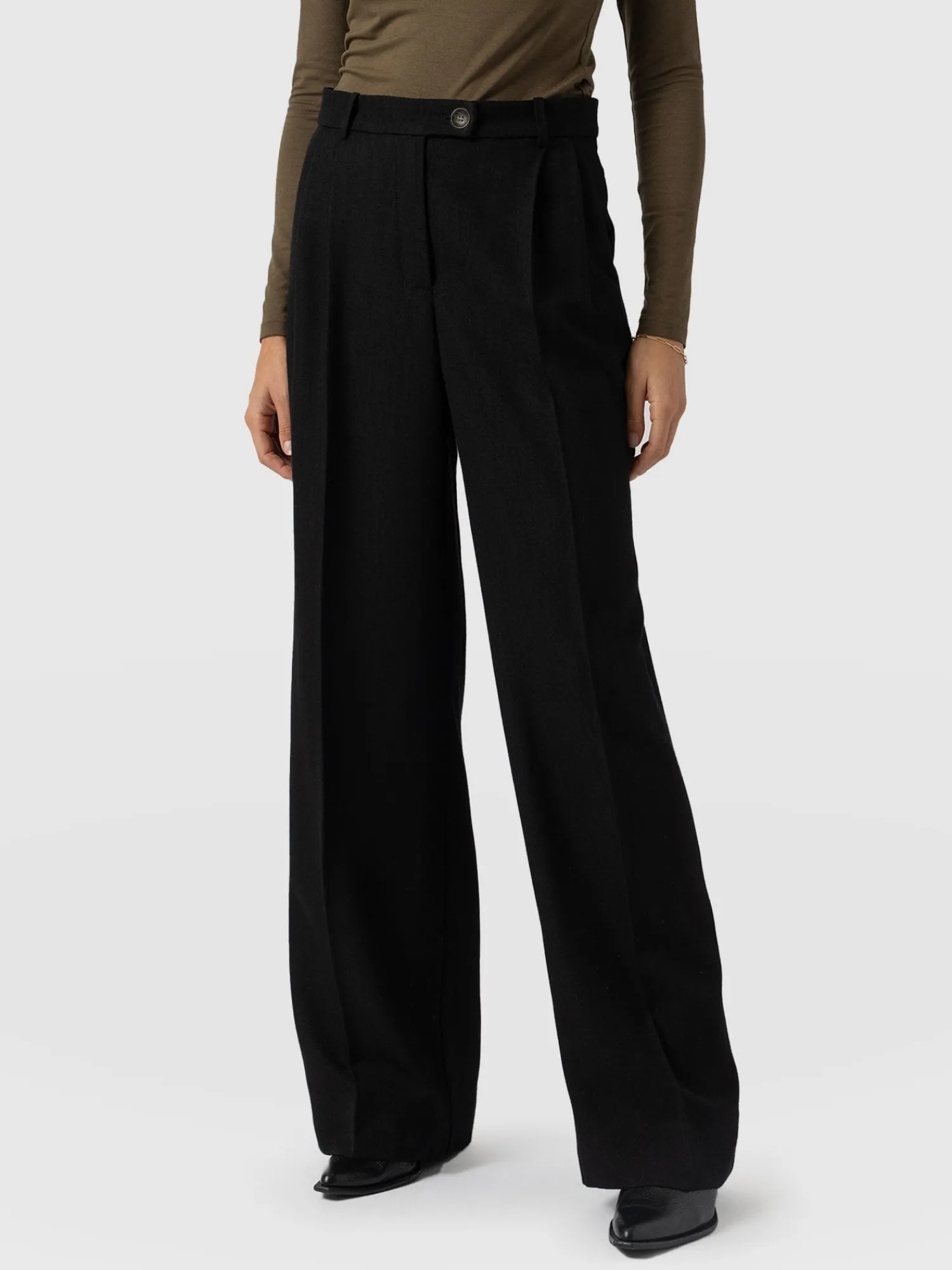 Best Saint and Sofia Emery Wide Leg Pant - Black