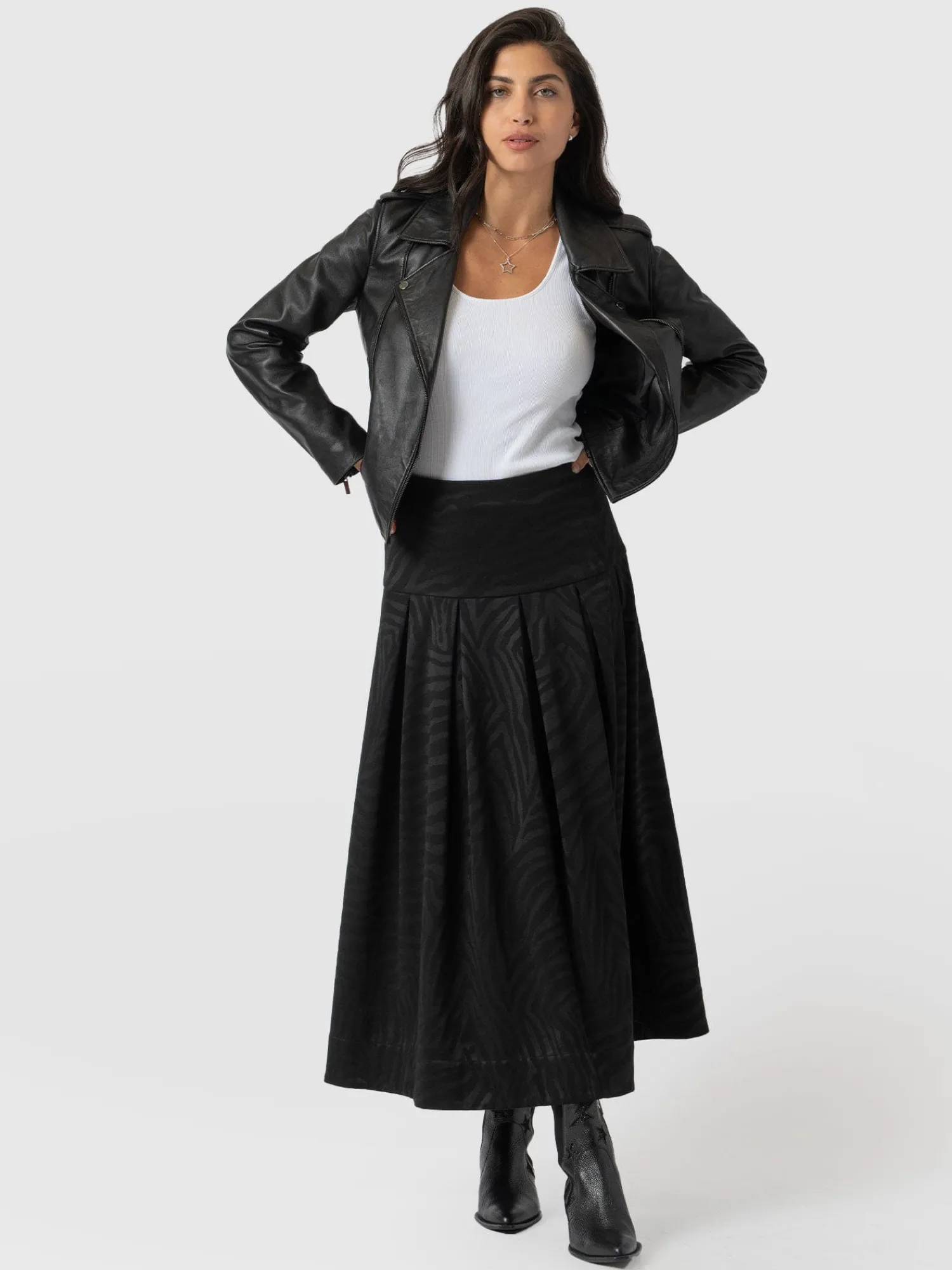 Online Saint and Sofia Everly Pleated Skirt - Black Zebra