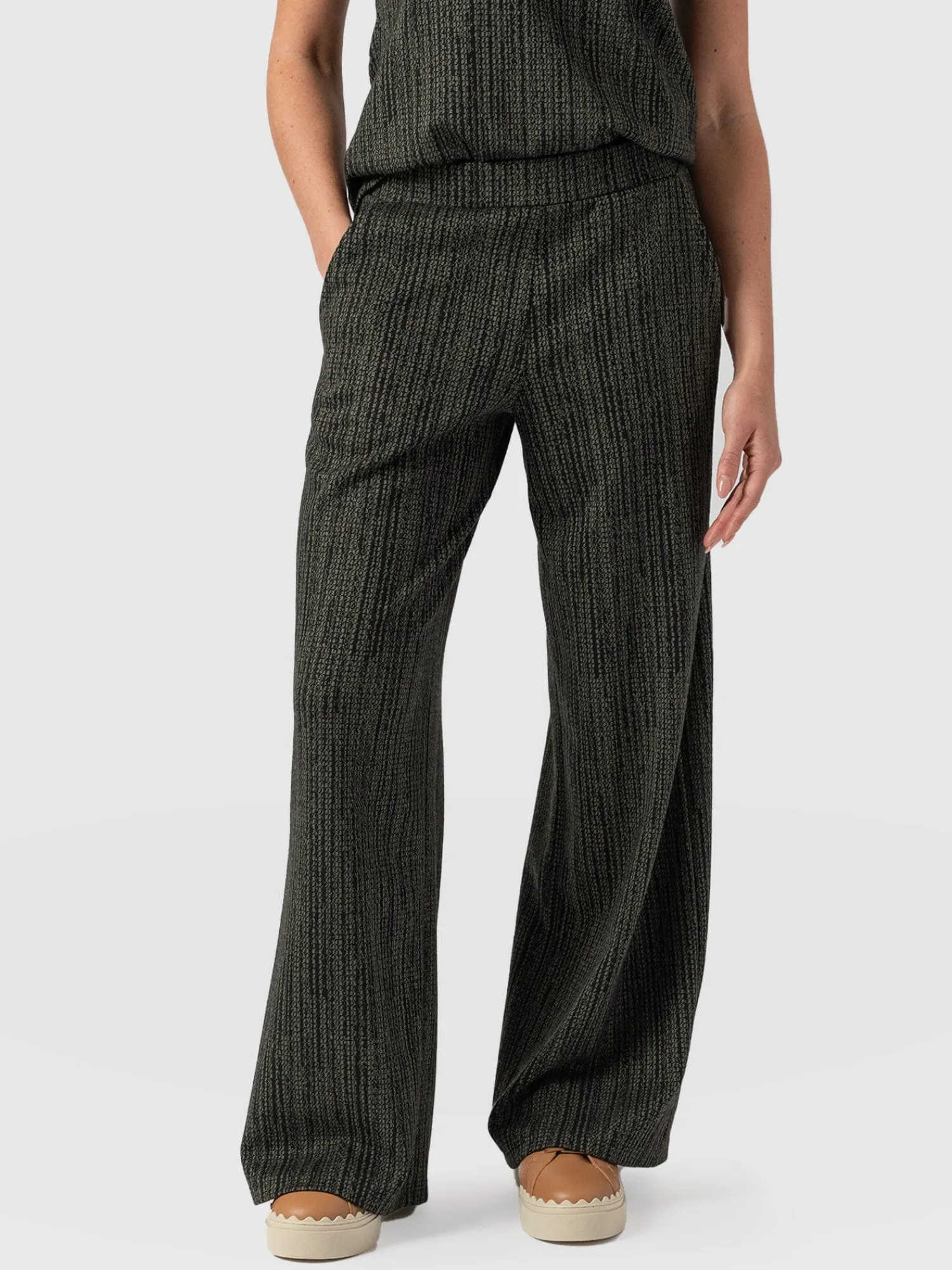 Discount Saint and Sofia Keller Wide Leg Pant - Green Texture