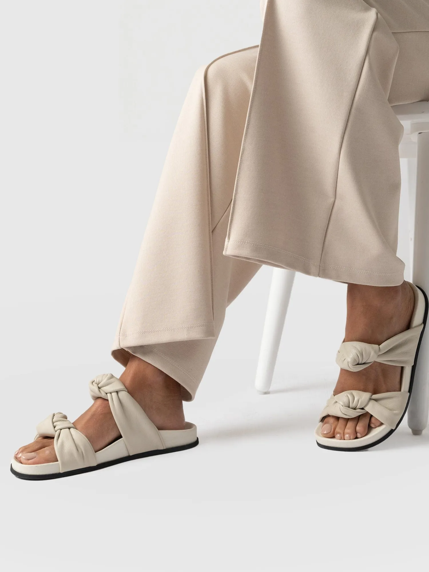 New Saint and Sofia Kingston Knot Sandal - Cream