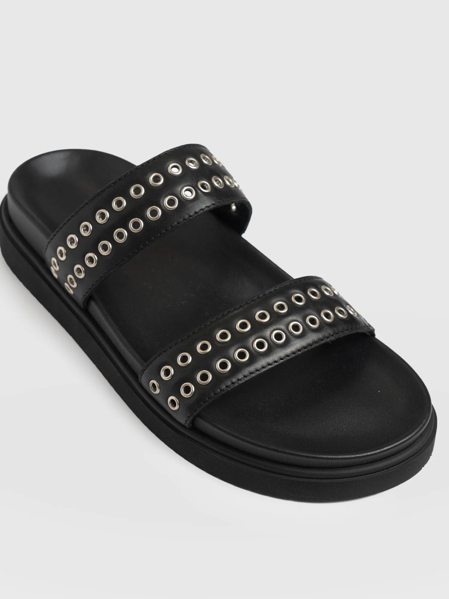 Outlet Saint and Sofia Maddox Eyelet Slides - Black