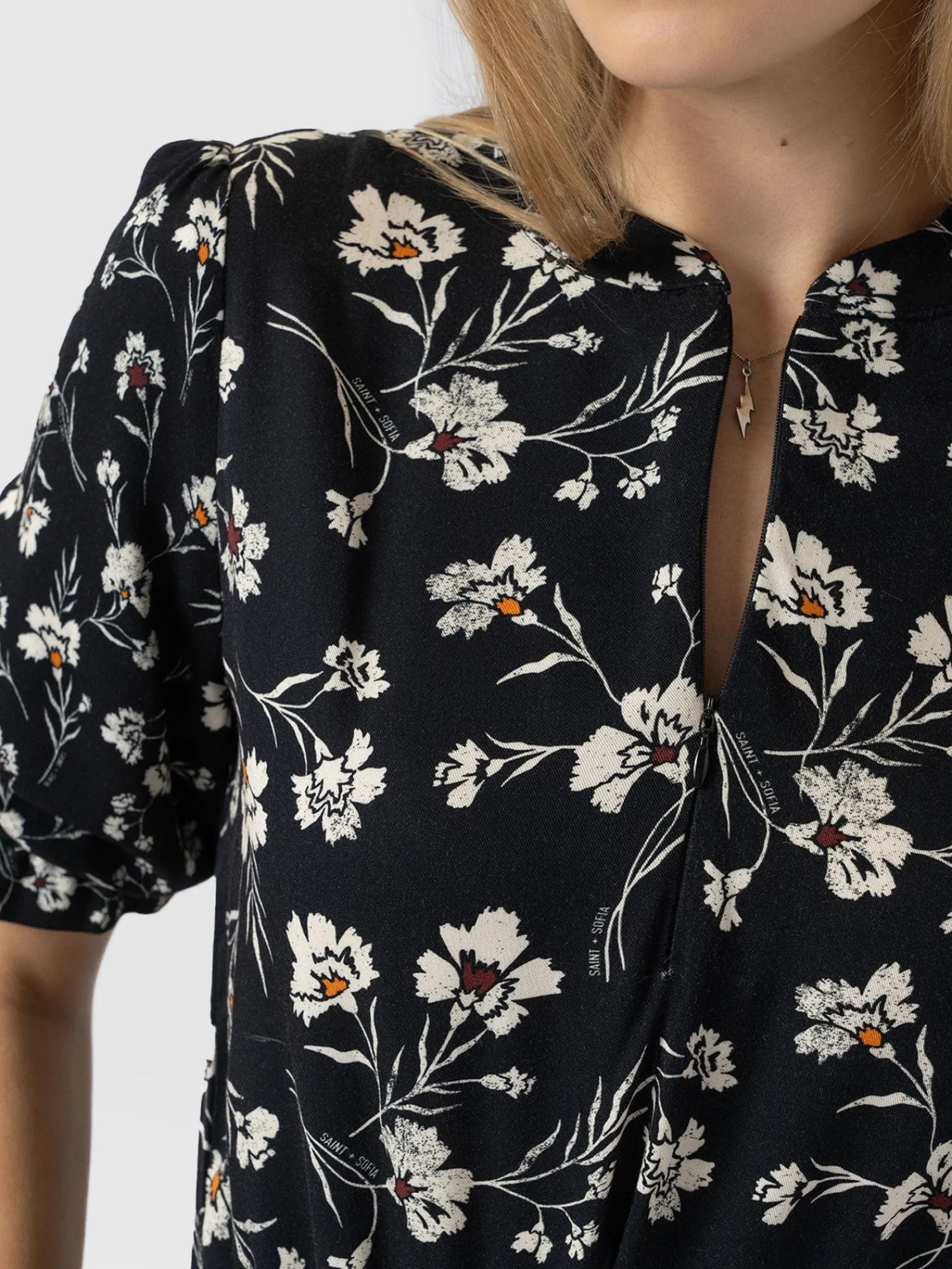 Online Saint and Sofia Olivia Zip Up Short Sleeve Dress - Black Spring Floral