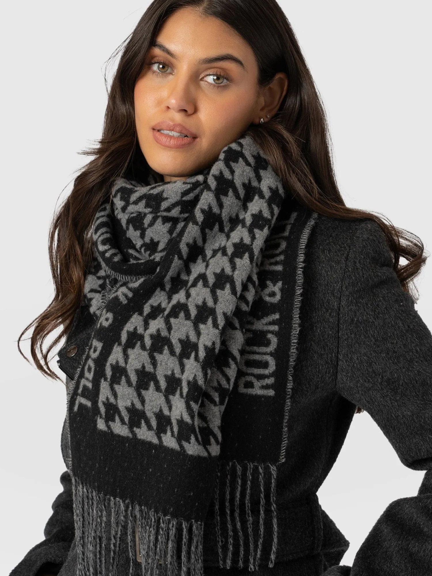 Sale Saint and Sofia Rock Houndstooth Scarf - Black/Grey