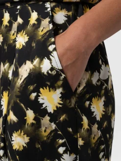 Best Saint and Sofia Rowan Wide Leg Pant - Black Daisy Floral