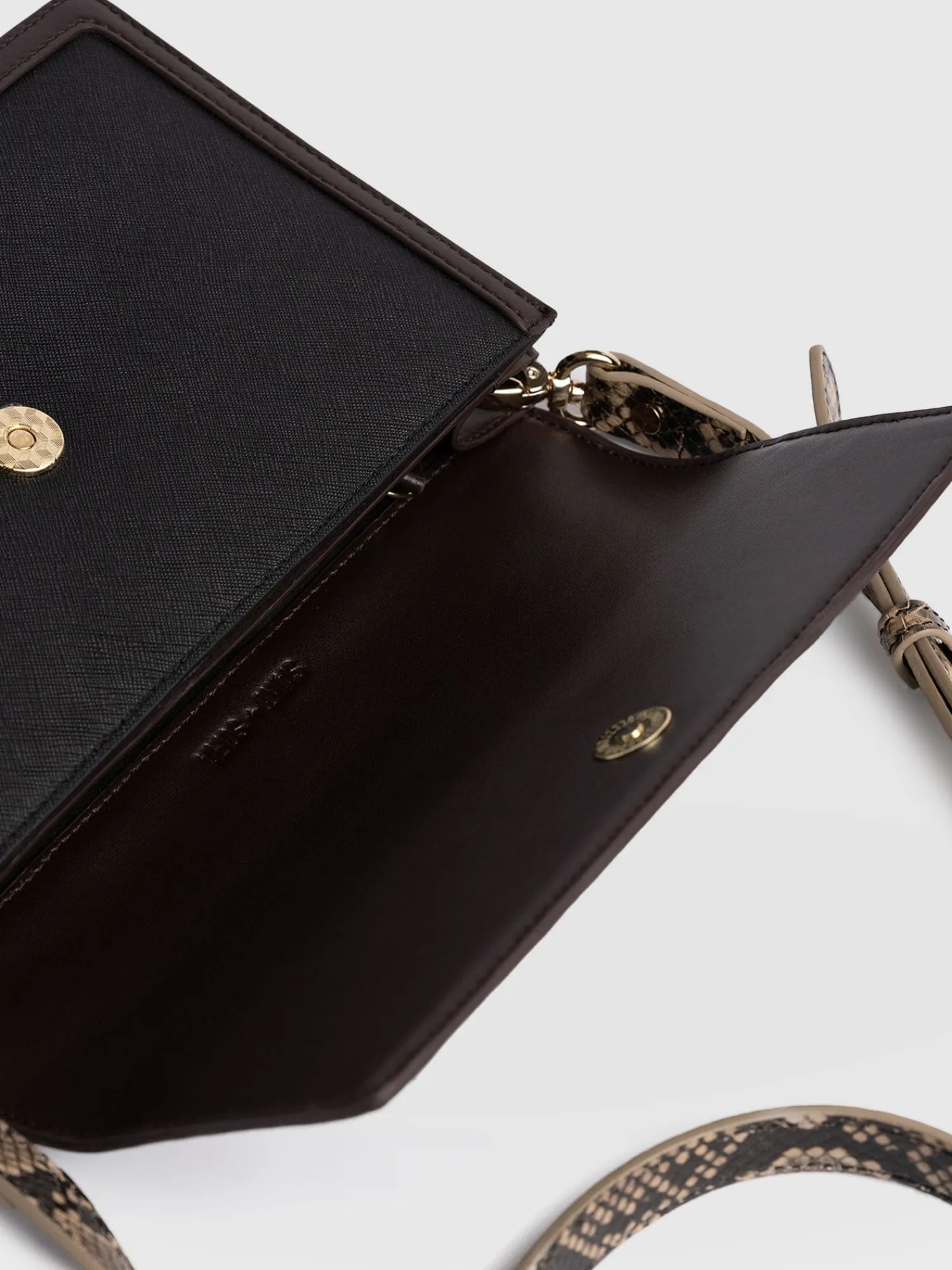 Hot Saint and Sofia Rylee Cross Body Bag - Brown Snake