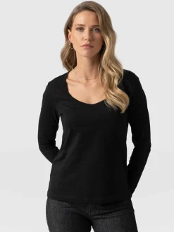 Best Saint and Sofia Scoop Neck Long Sleeve Tee - Black
