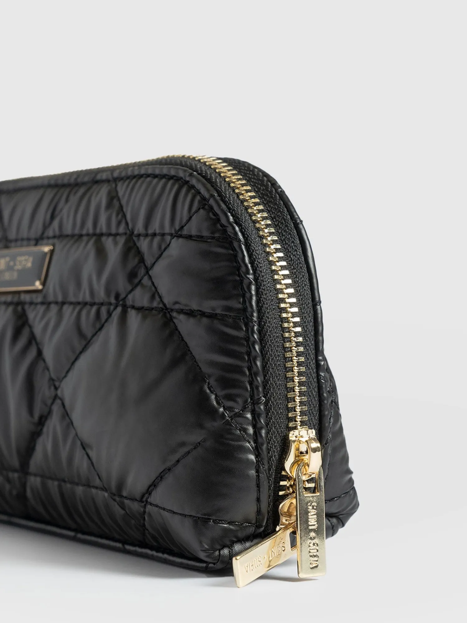 Discount Saint and Sofia Small Cosmetics Bag - Black