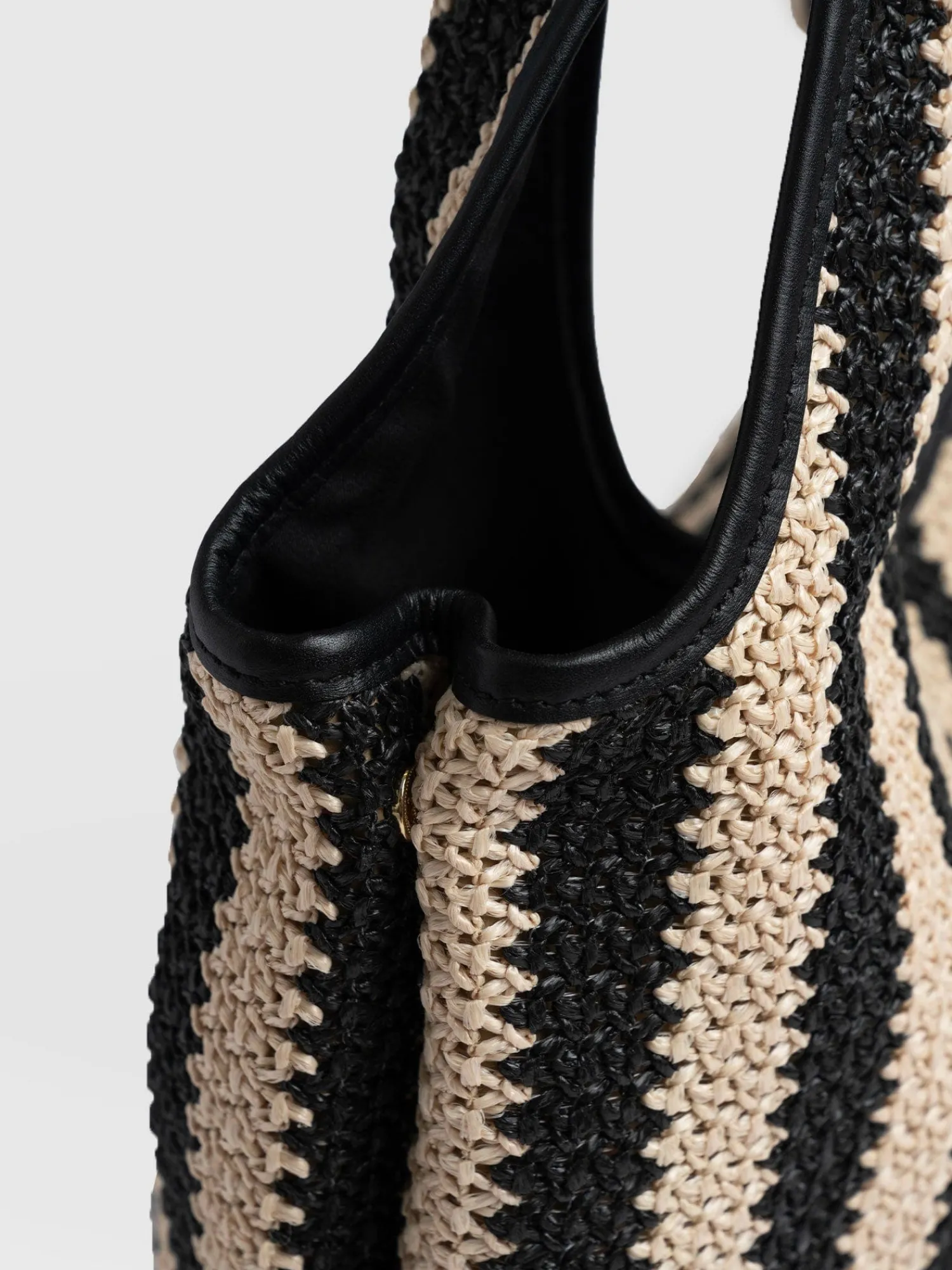 Discount Saint and Sofia Stella Shoulder Tote Bag - Beige/Black Raffia