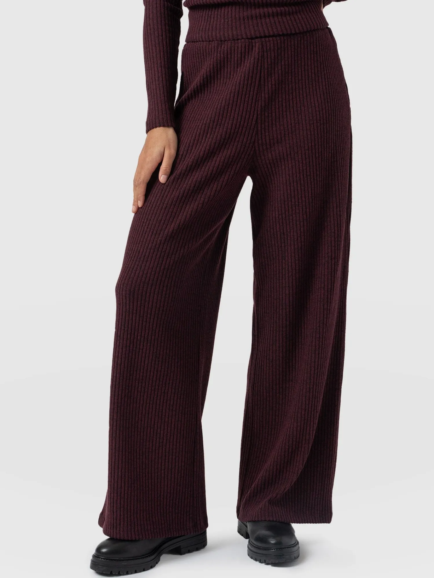 Best Saint and Sofia Victory Rib Wide Leg Pant - Burgundy